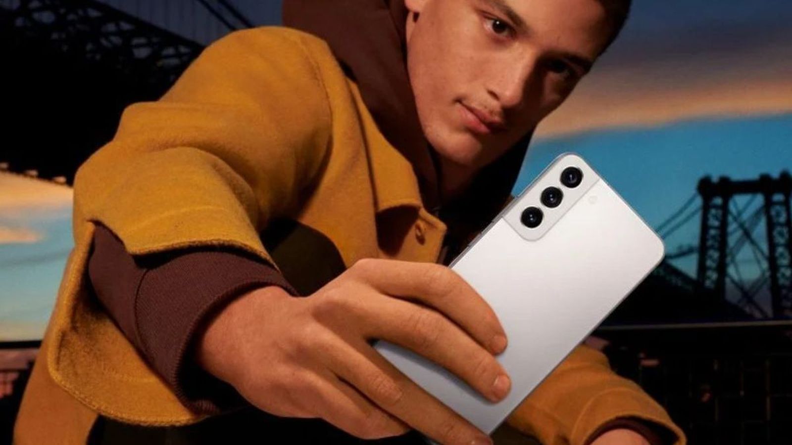 Este Samsung Galaxy S22 demuestra que aún puedes tener calidad de gama alta sin dejarte un riñón