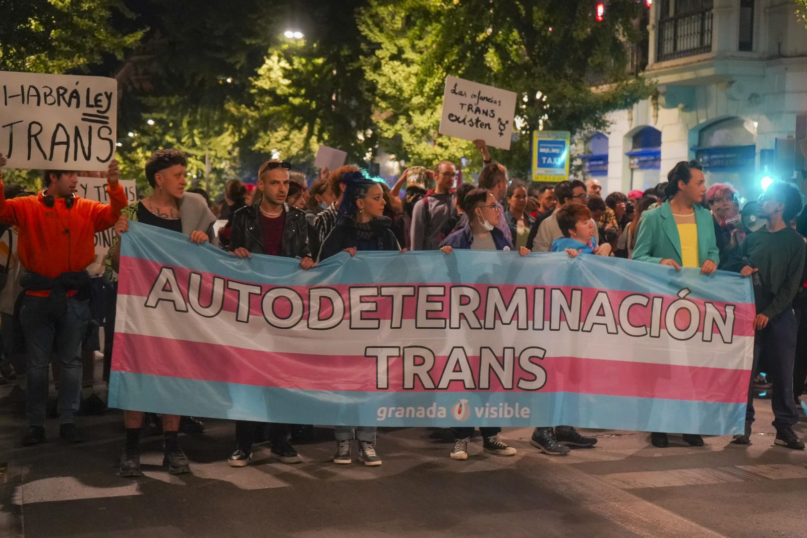 Varios colectivos se lanzan a las calles de Granada para defender la Ley Trans frente a la "guerra política" del PSOE
