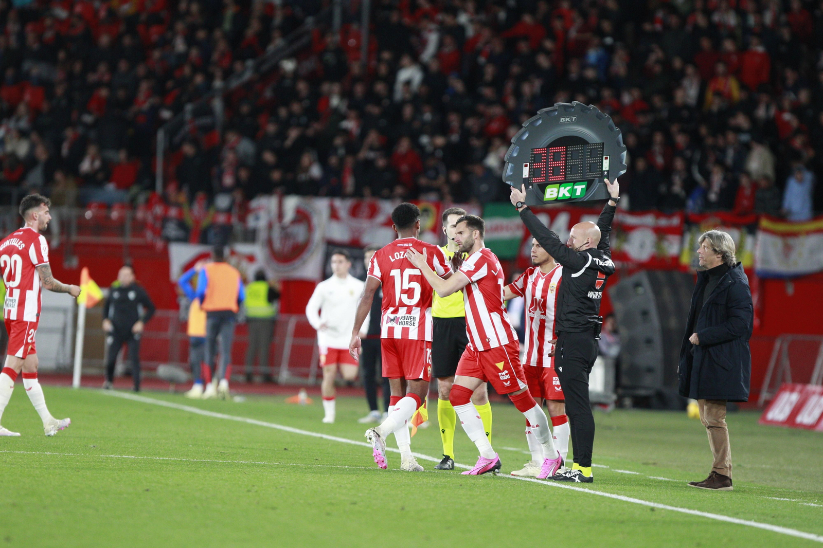 Las mejores imágenes del partido de fúbol U.D. Almería-Sevilla F.C.