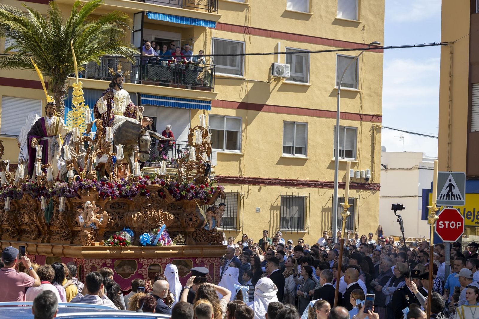Imágenes de la salida de la Borriquita en la Semana Santa de El Puerto 2025