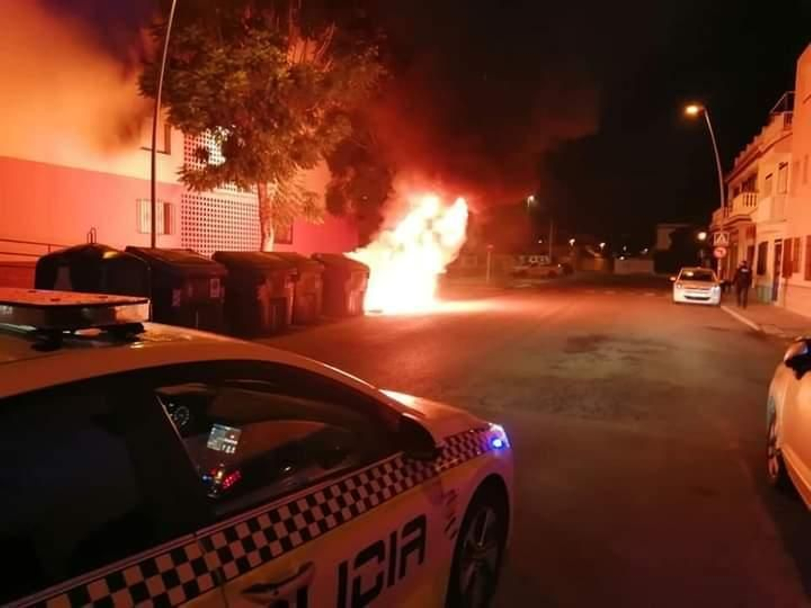 Noche de incendios simultáneos en Chipiona