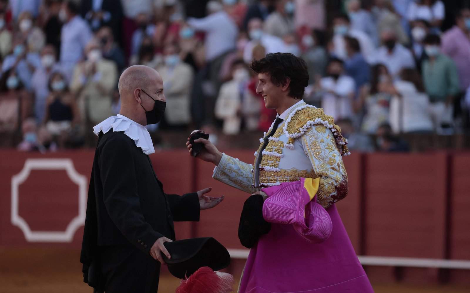 Las imágenes del primer festejo de San Miguel