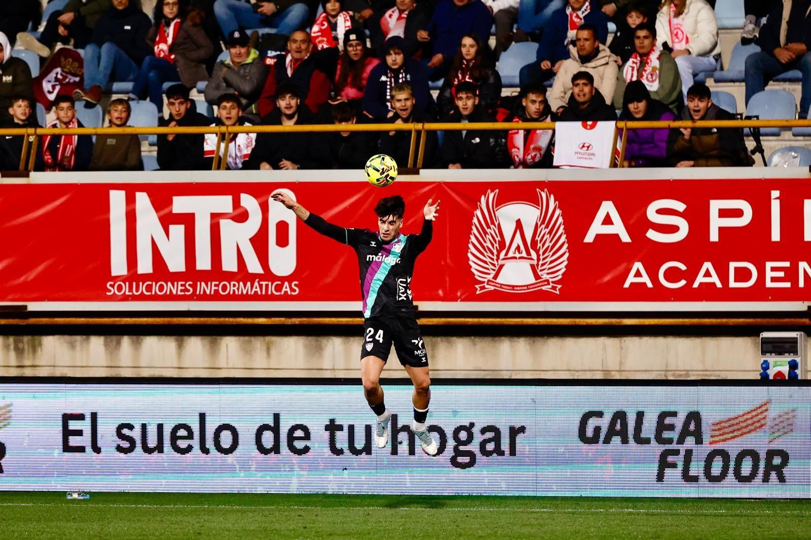 Cultural Leonesa-Málaga CF: Las fotos del partido