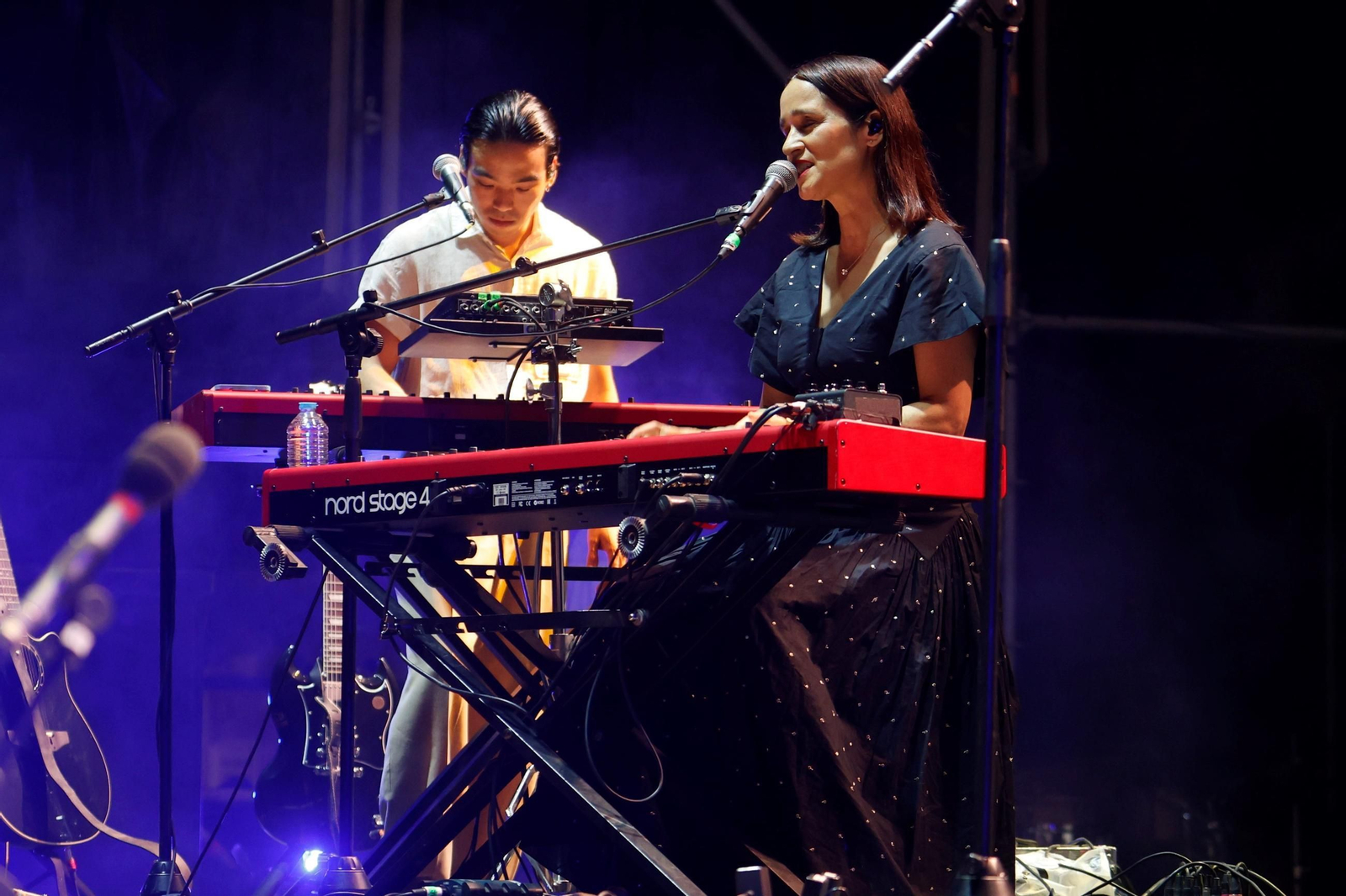 Las imágenes de los conciertos de Valeria Castro y Julieta Venegas en el Festival de la Guitarra de Córdoba