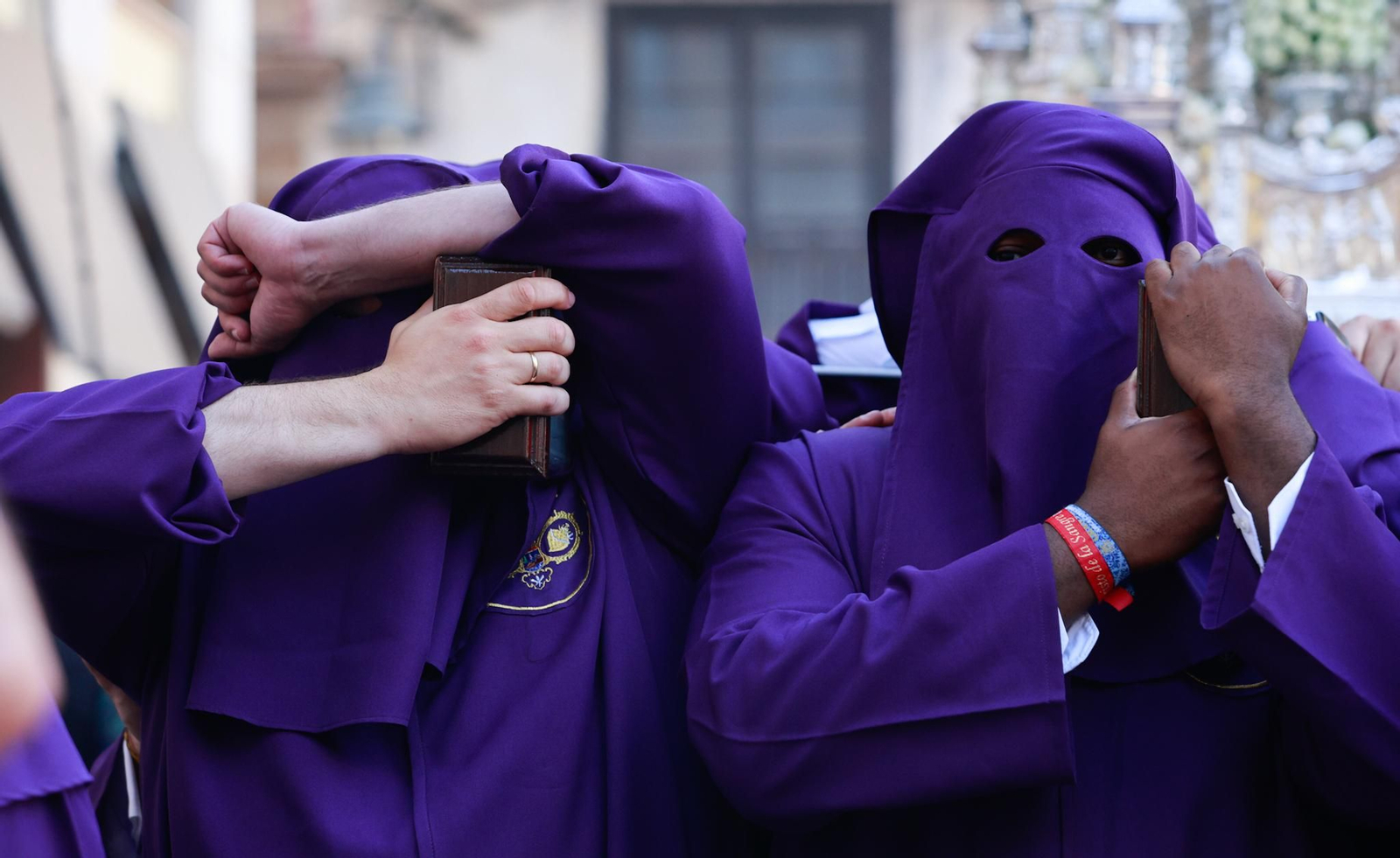 Las fotos de la procesión de Pasión el Lunes Santo en Málaga