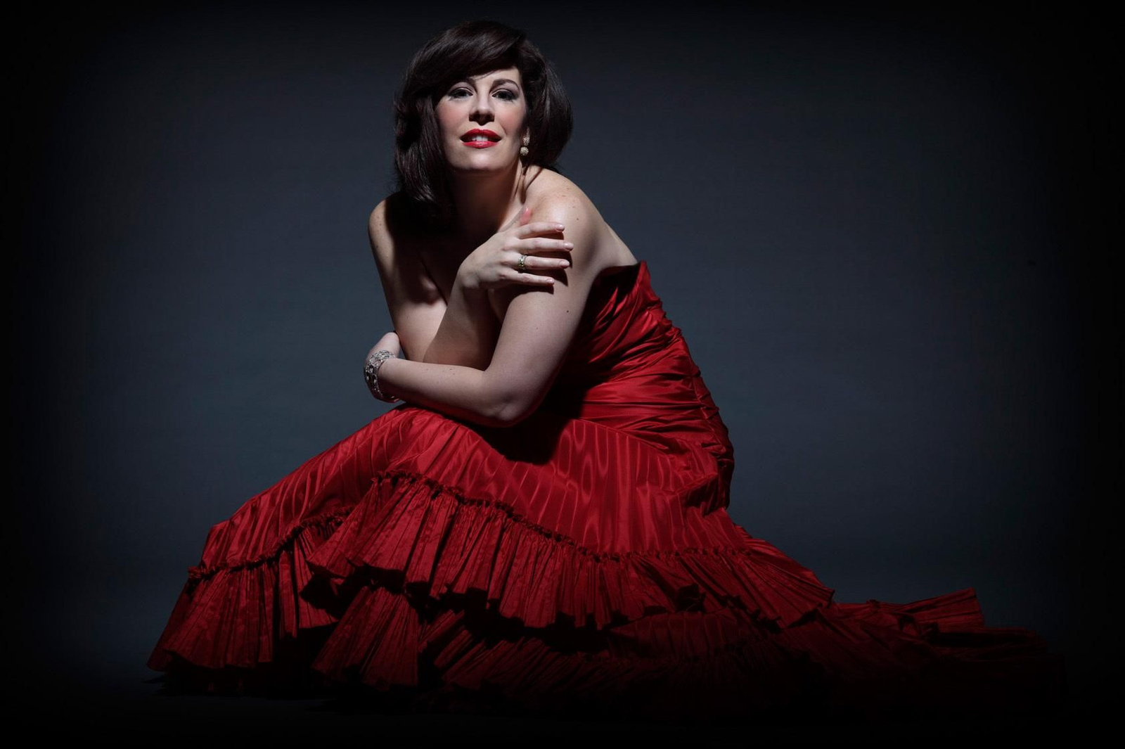 La sevillana presenta su último trabajo mañana a las 22:00 en Antique.