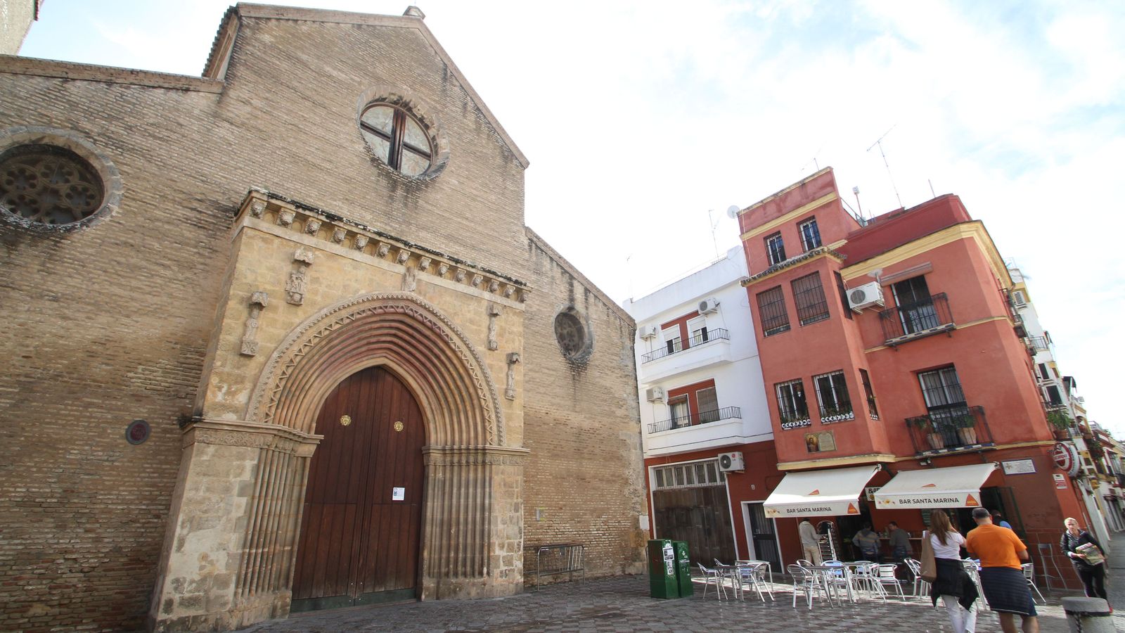 La iglesia de Santa Marina, sede de la hermandad.