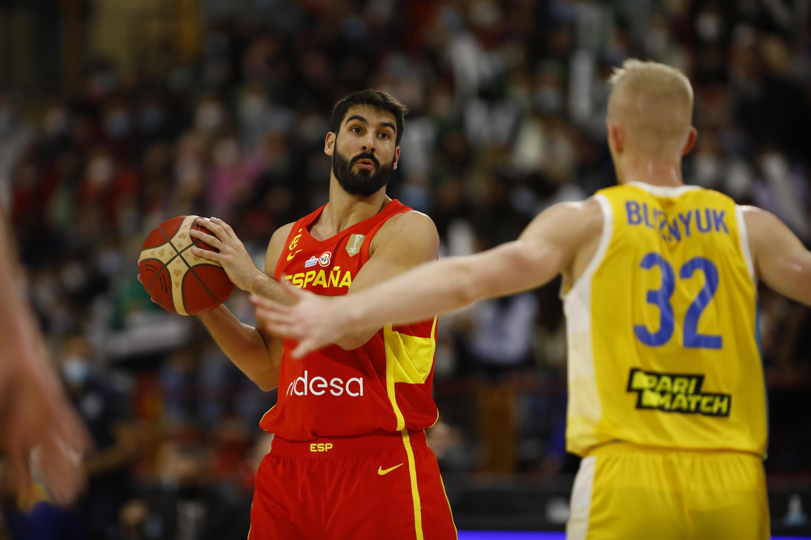 Las imágenes del emotivo encuentro entre España y Ucrania en Córdoba