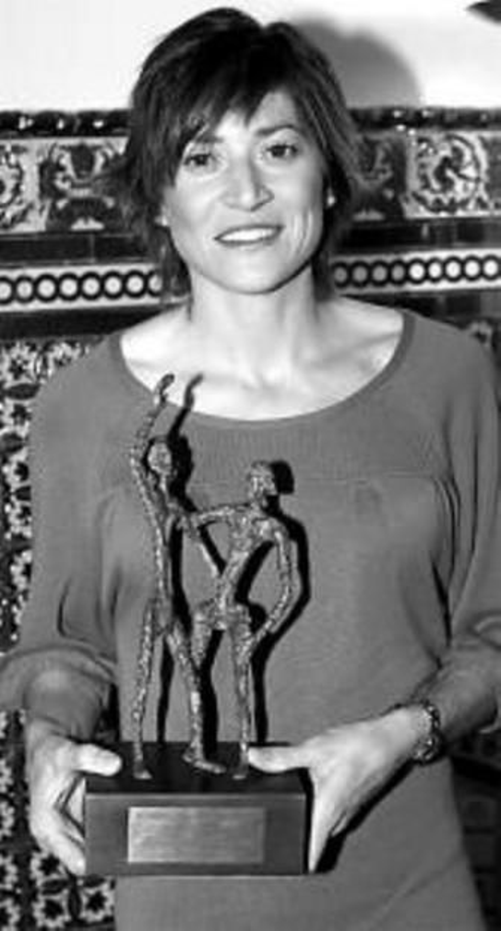 Mayte Martínez, con el trofeo.