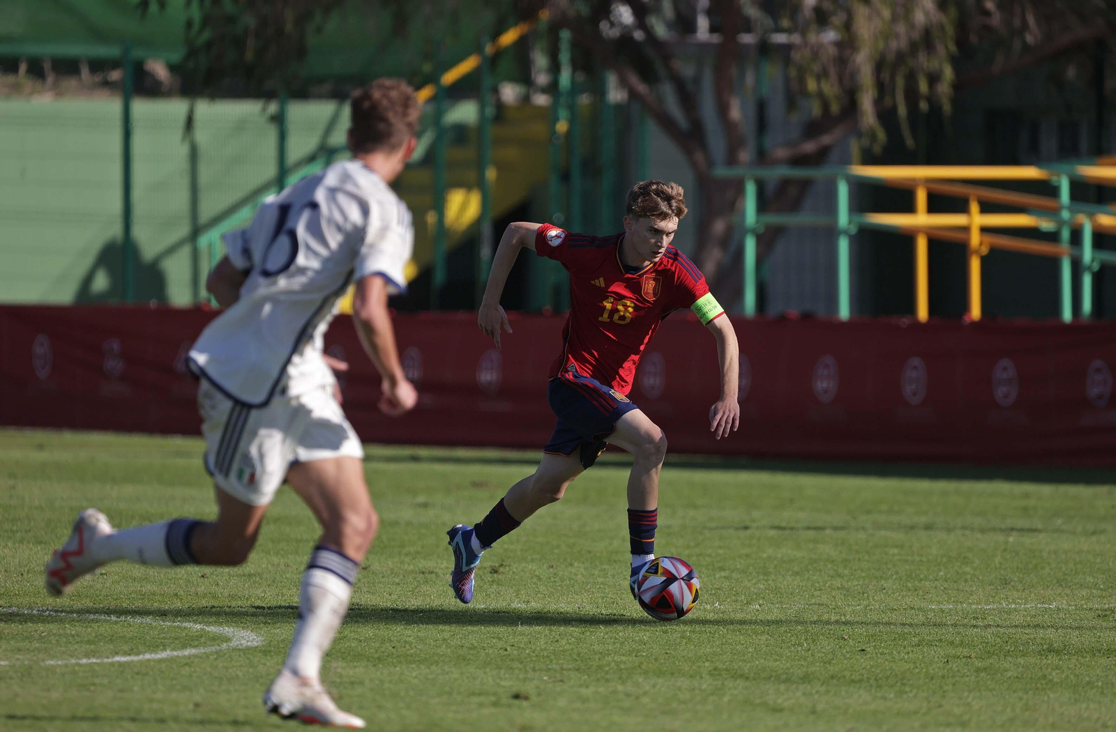 Las mejores fotos del segundo partido España - Italia sub-17 en Los Barrios