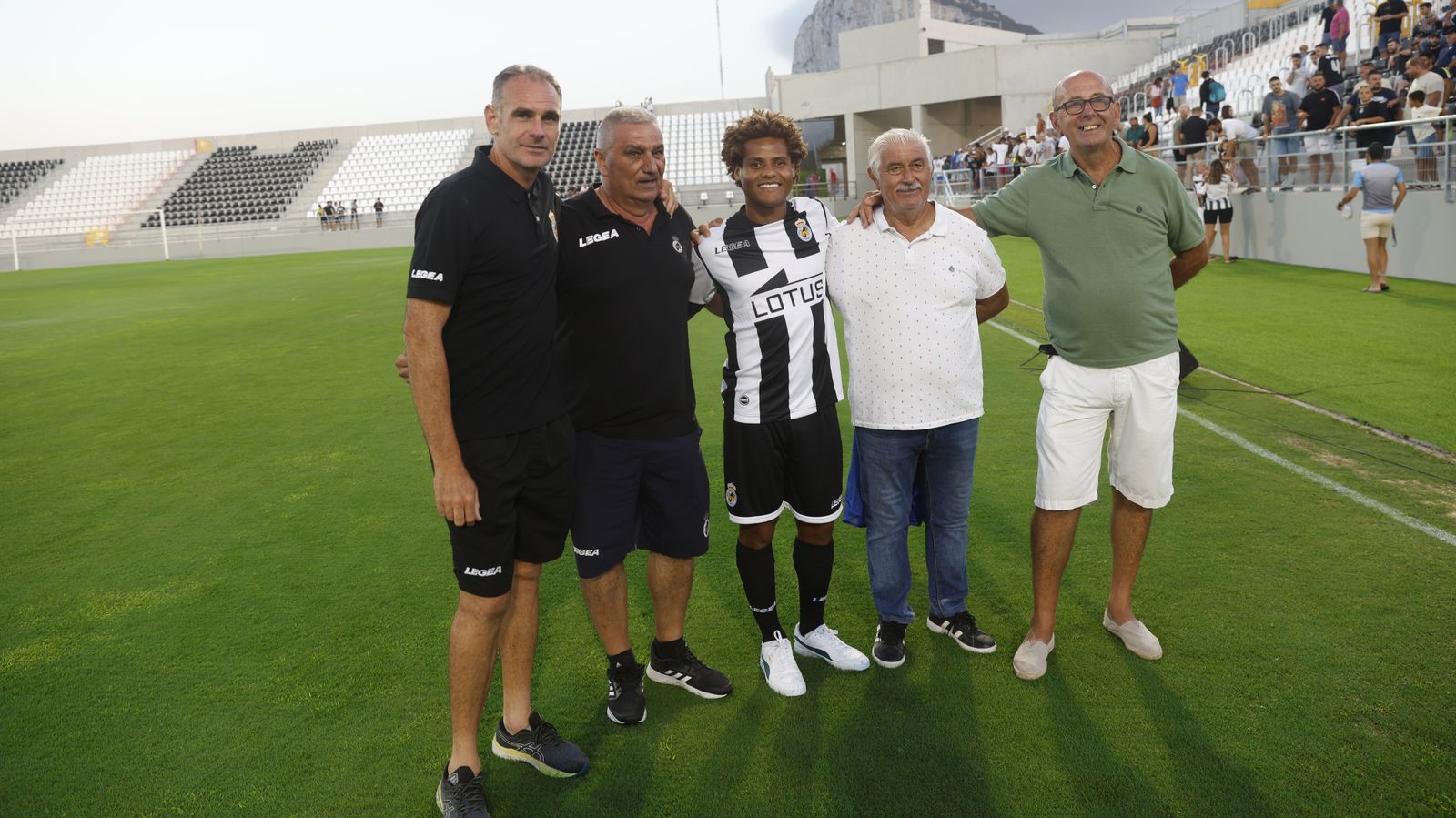 Las fotos de la presentación de la Balona en el nuevo estadio