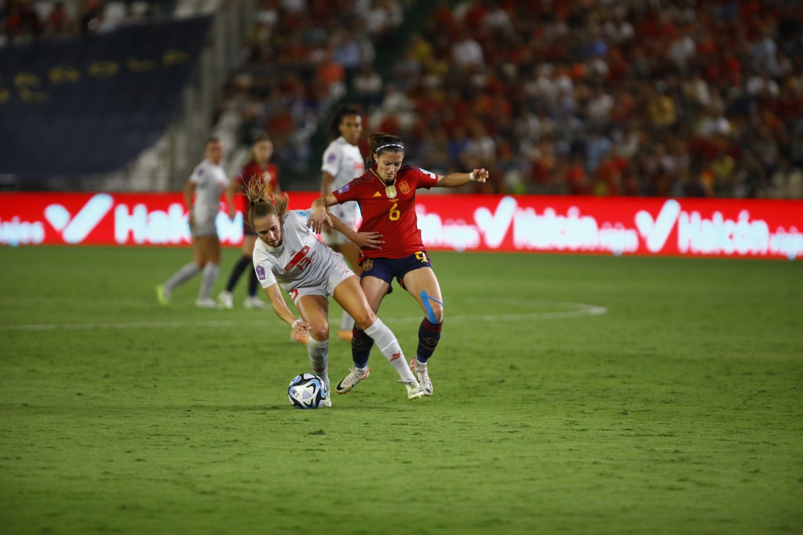 Las mejores fotos de la victoria de España ante Suiza en El Arcángel de Córdoba