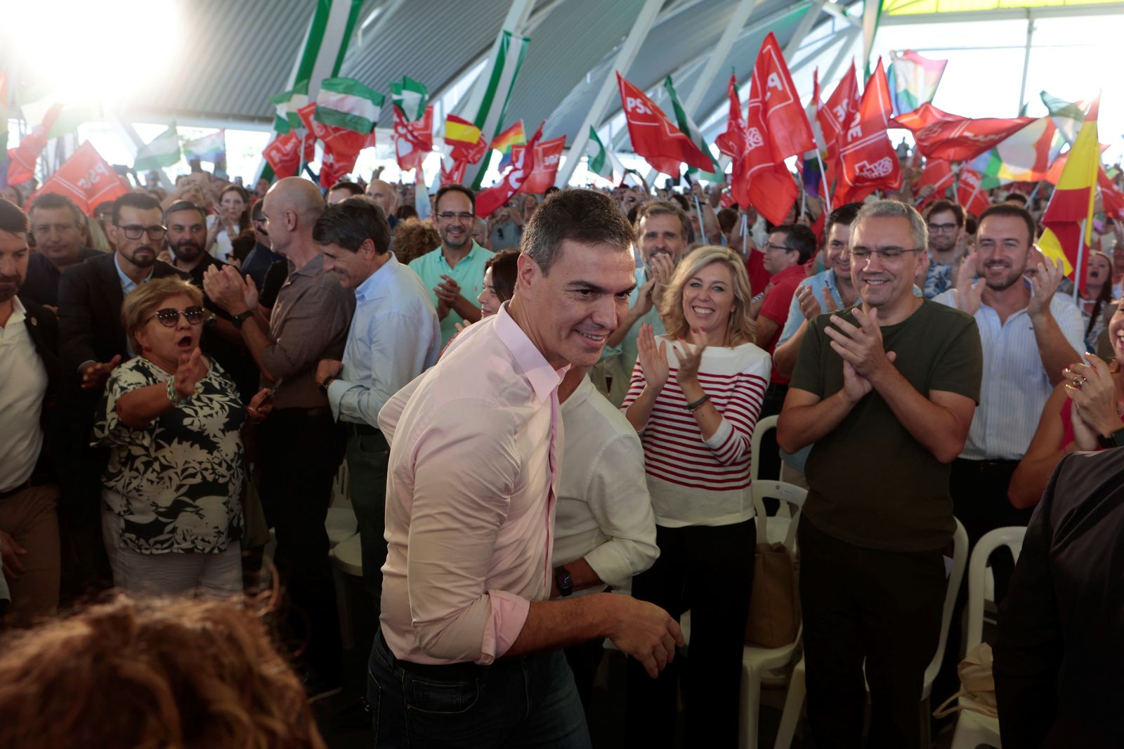 El presidente del Gobierno y líder del PSOE, Pedro Sánchez, en el mitin del sábado en La Rinconada.