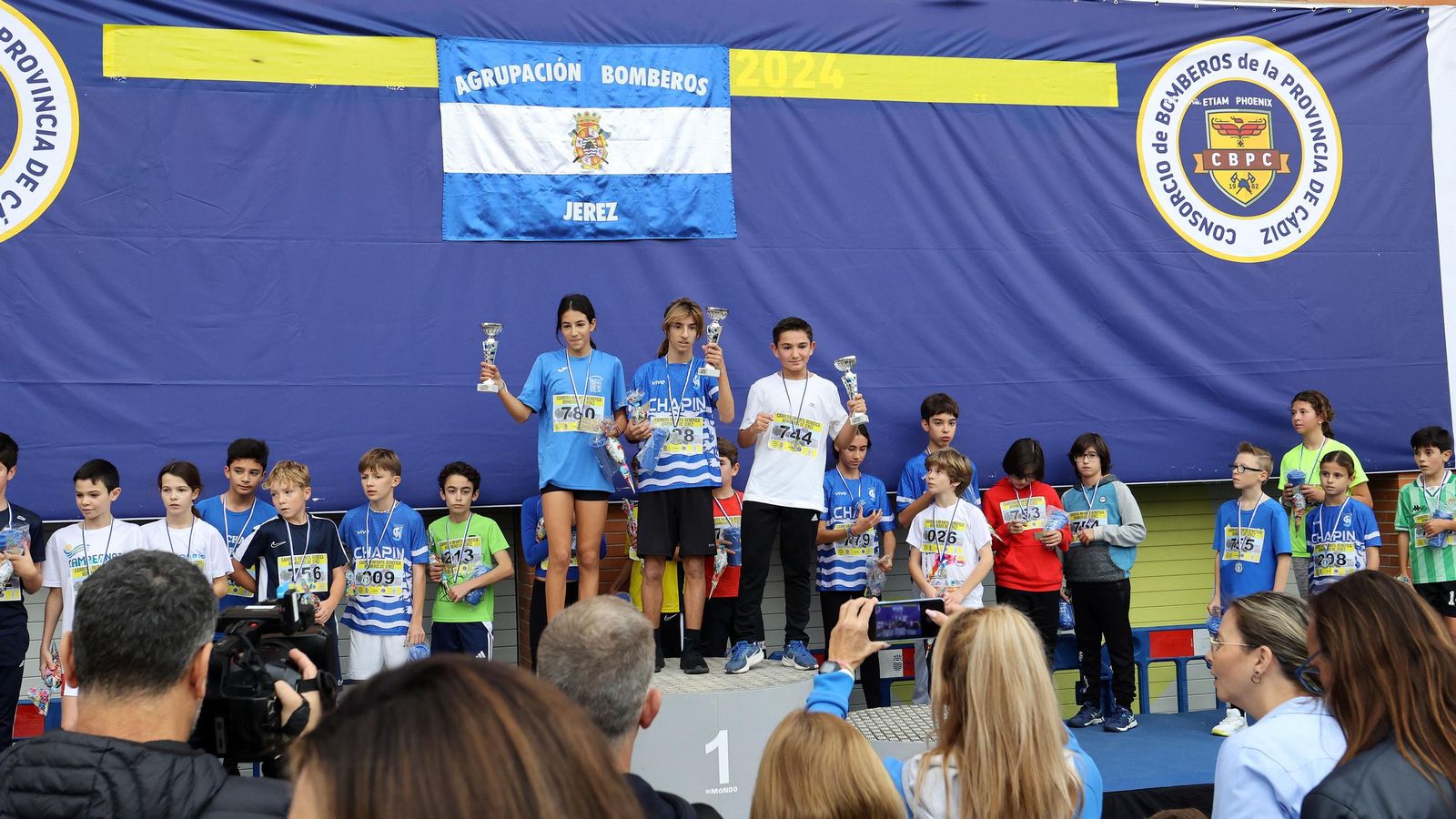 Búscate en la 4ª carrera infantil benéfica Bomberos de Jerez 2024
