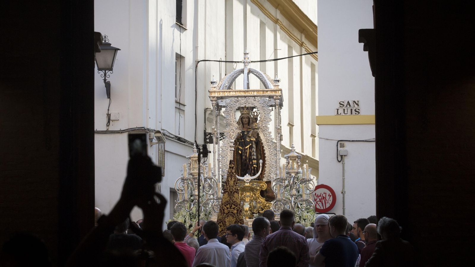 La Virgen de la Hiniesta Gloriosa.