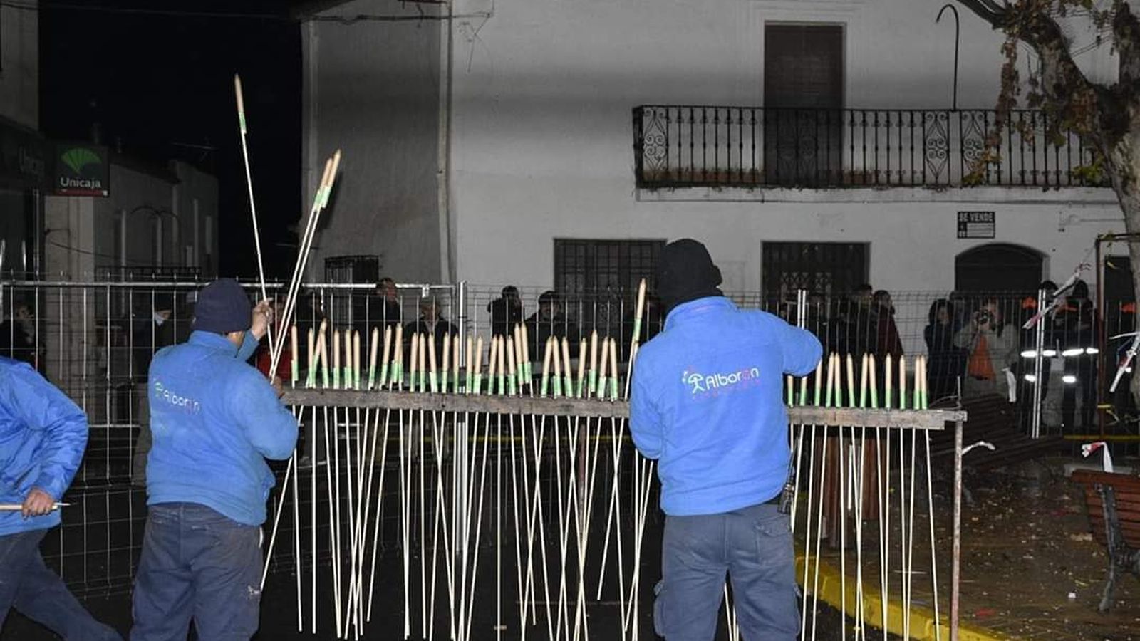 Alineando los cohetes.