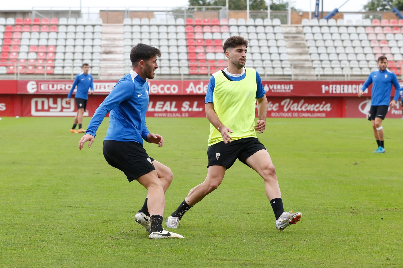 El entrenamiento del Algeciras CF antes de la visita al Recreativo de Huelva