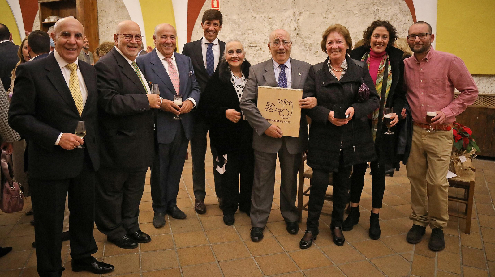 Emotivo y merecido homenaje a cuatro ilustres hosteleros