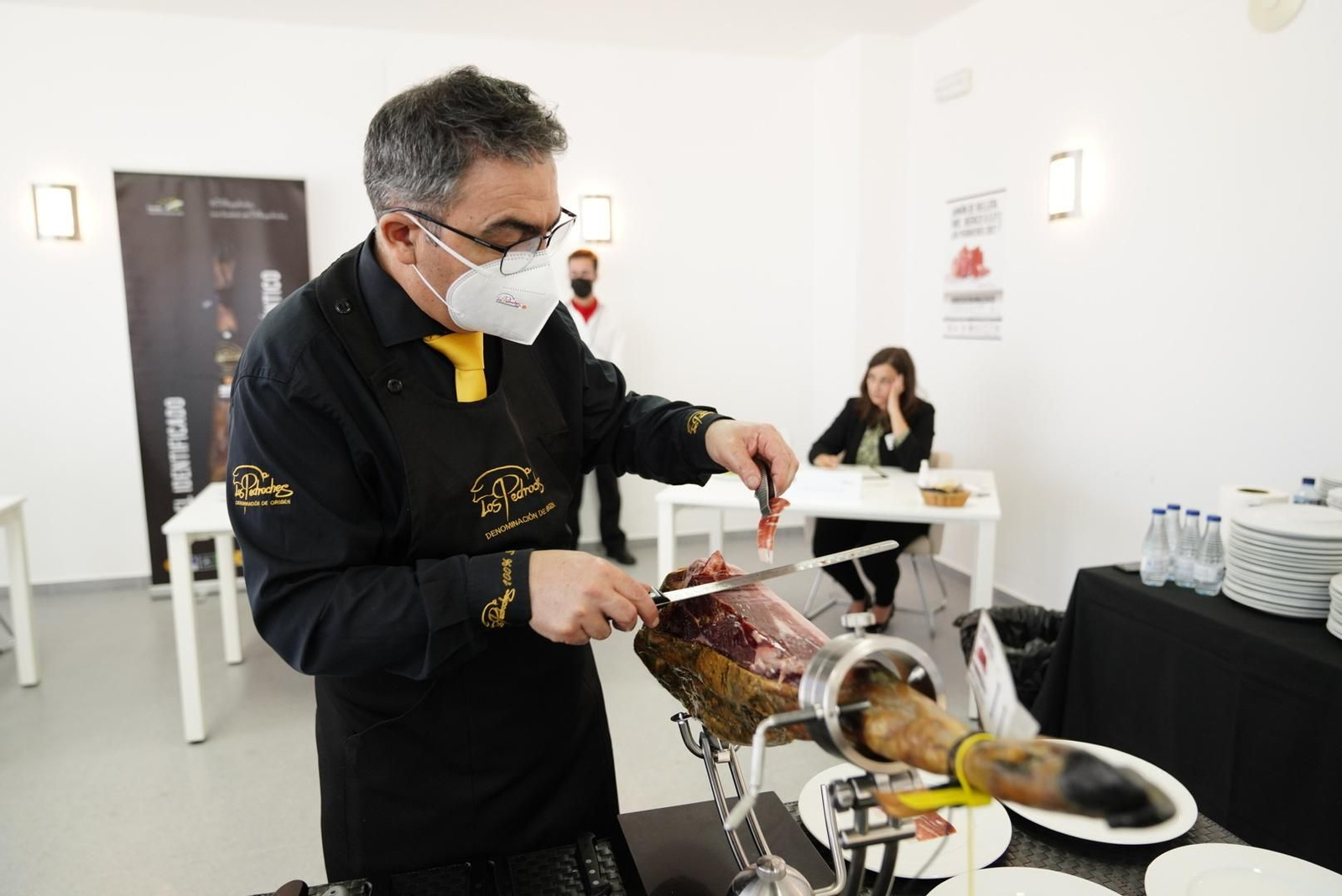 El inicio de la Feria del Jamón de Villanueva de Córdoba, en fotografías