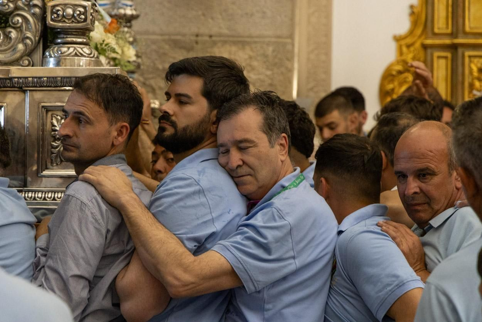 Miles de romeros acuden al encuentro de la Virgen de la Cabeza en su romería