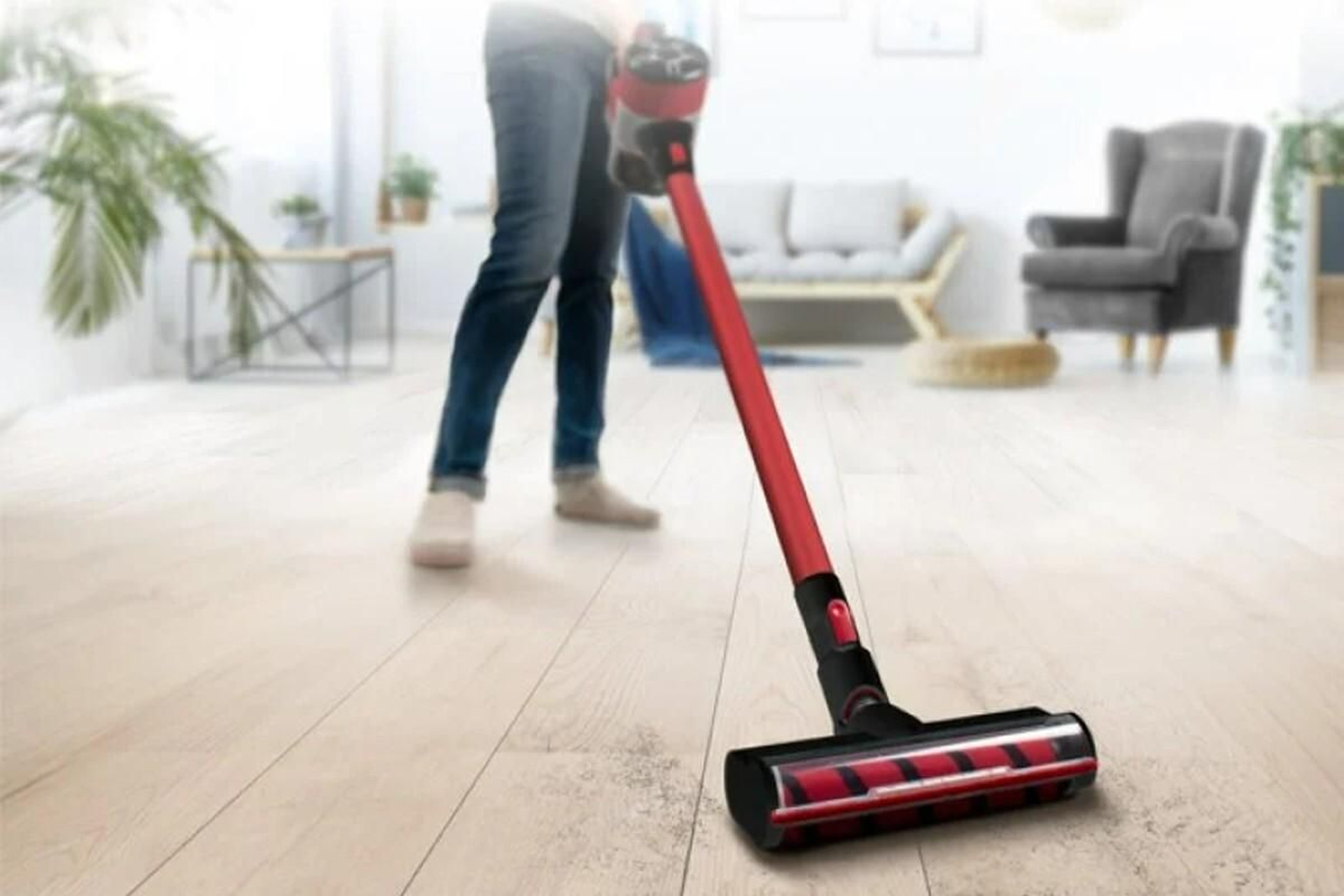 Transforma tu casa en un lugar libre de suciedad con este aspirador escoba ¡ahora disponible con un 32% de descuento!