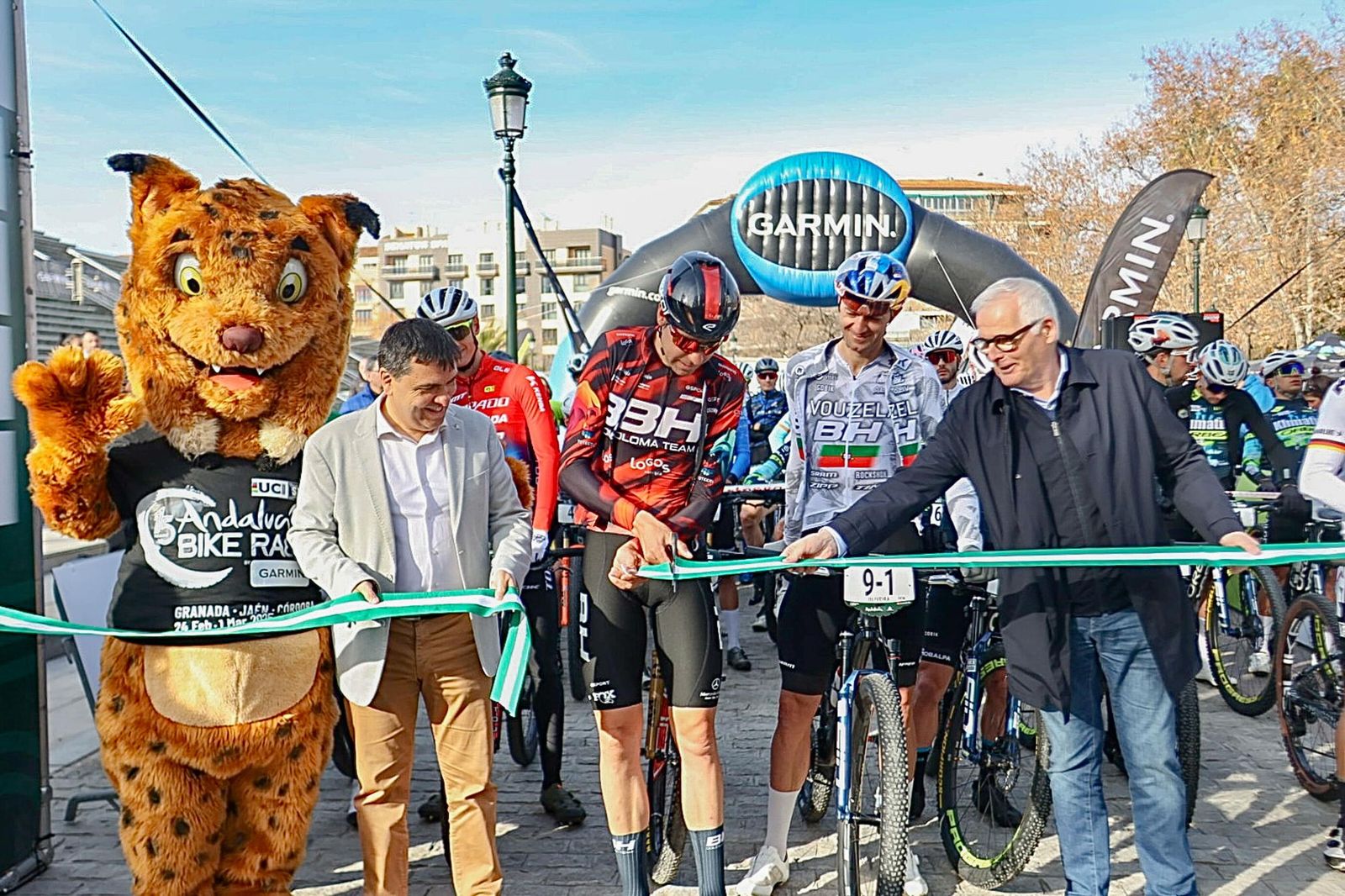 Las mejores imágenes de la primera etapa de la Andalucía Bike Race