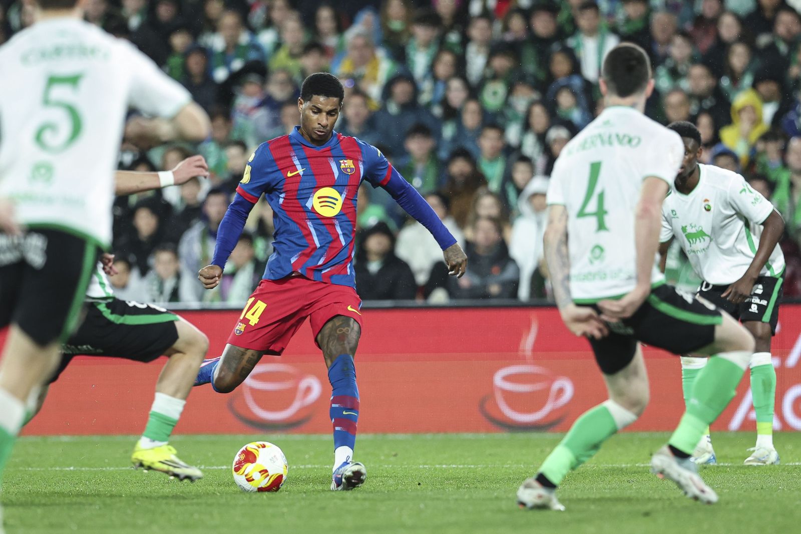 Las fotos del Racing-Barcelona de Copa