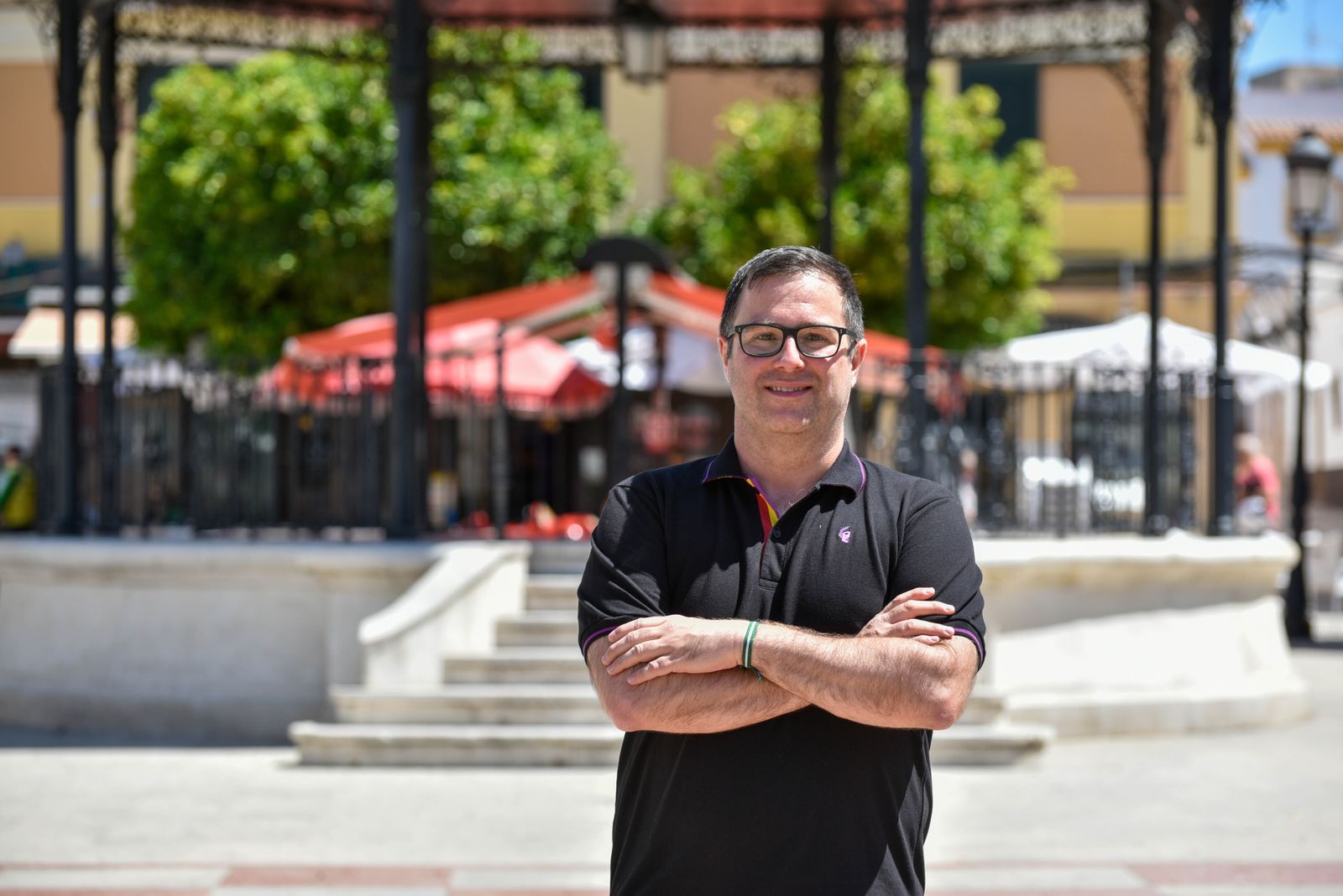 Rafael Oliva, en el Paseo de la Constitución de Los Barrios.