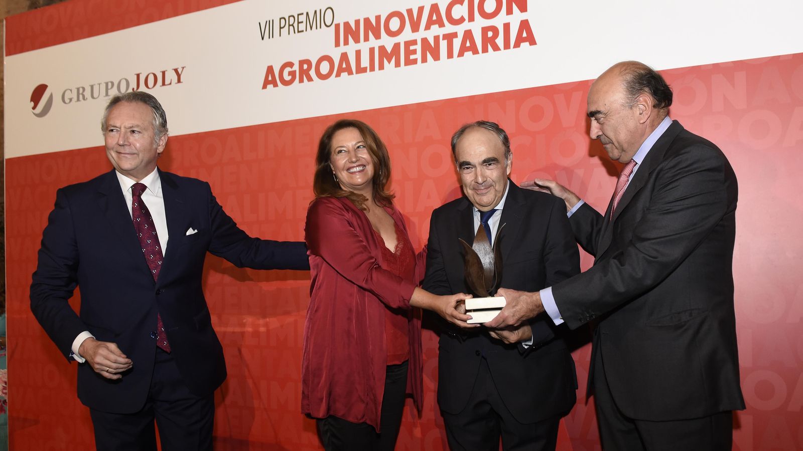 Antonio Luque, presidente de Dcoop, recibe el galardón