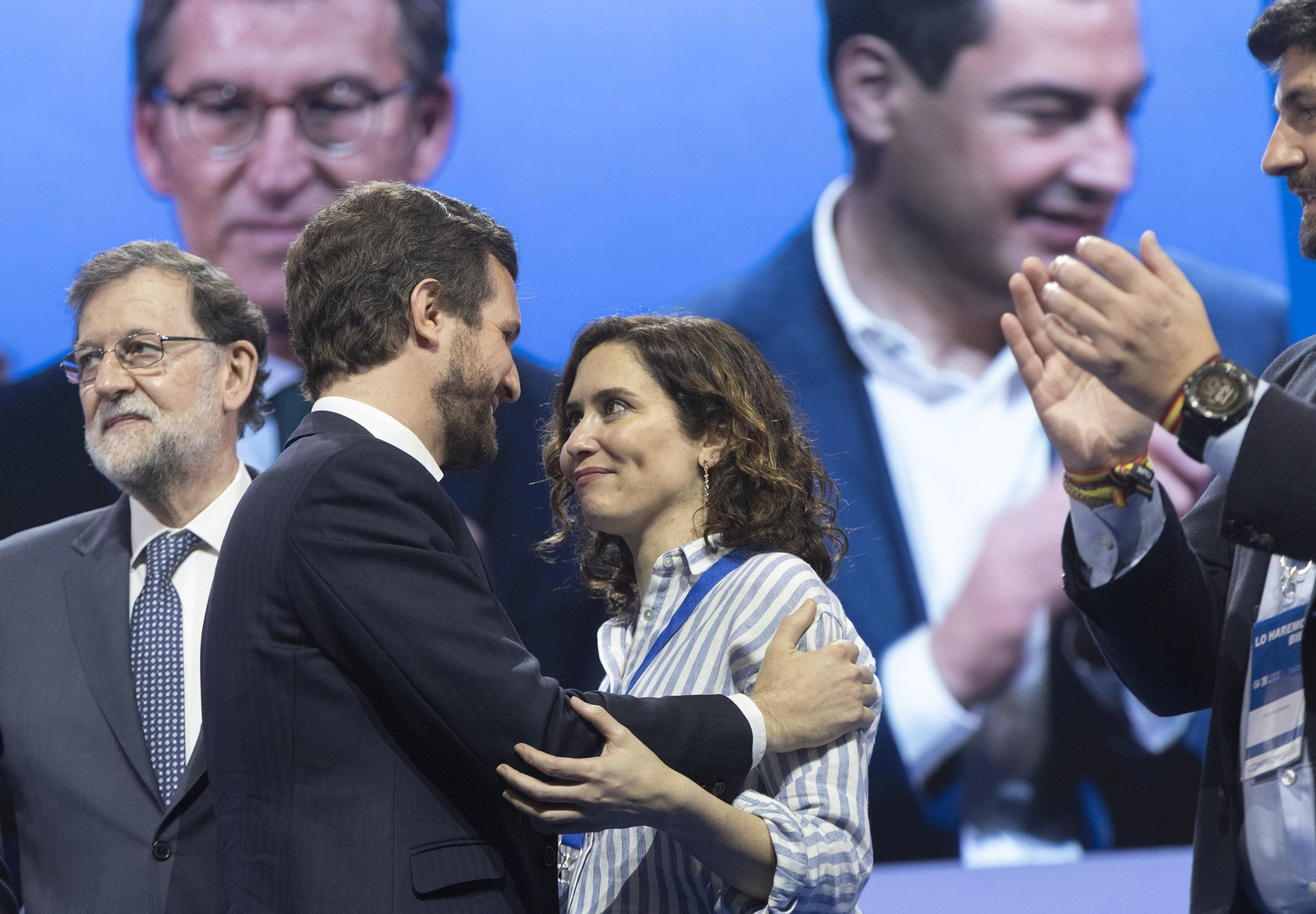 La proclamación de Feijóo como presidente del PP en Sevilla, en imágenes