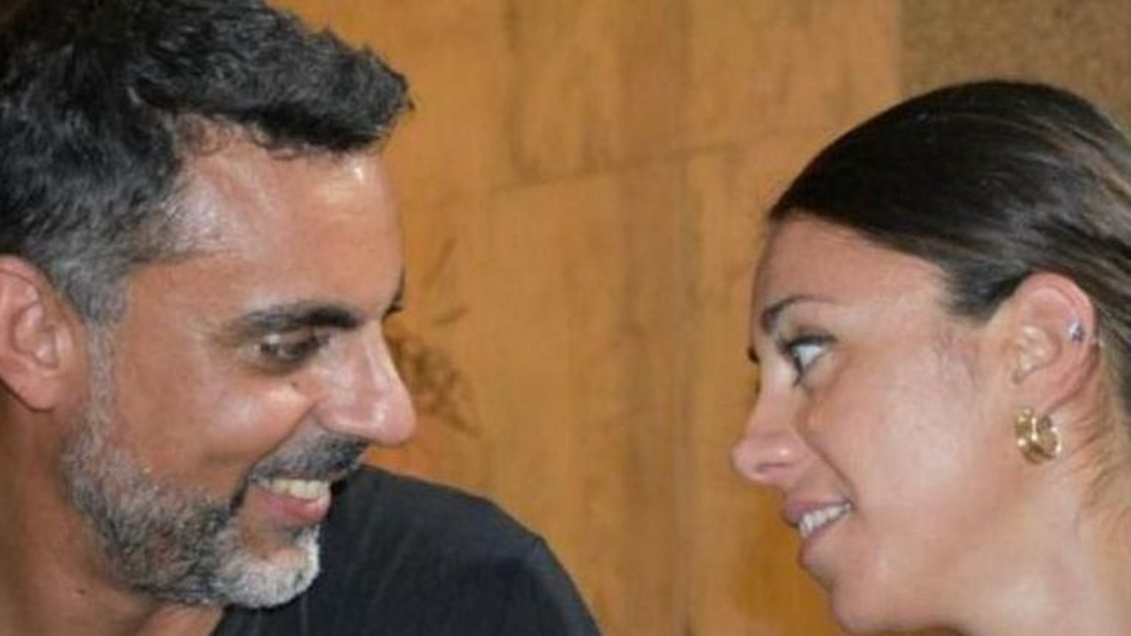 El policía nacional y su mujer