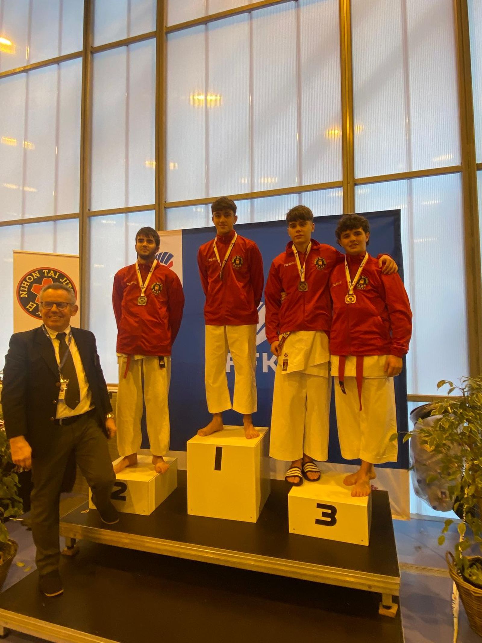 La Escuela Nihon Tai-Jitsu del Club Nazaret conquista París