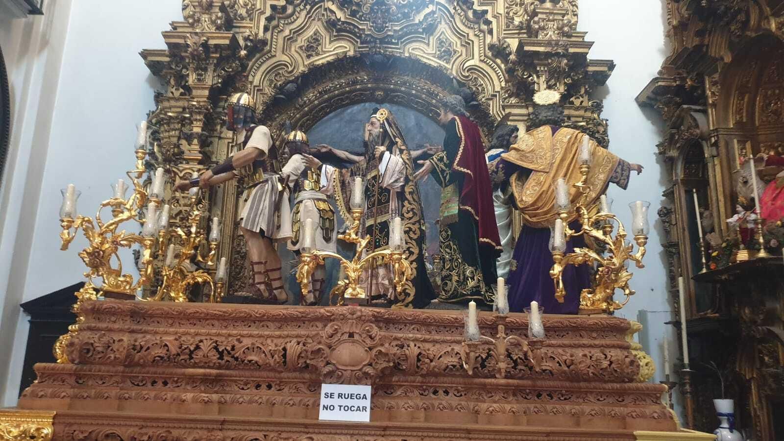 El misterio ya dispuesto en el paso del Señor de las Penas. El misterio ya dispuesto en el paso del Señor de las Penas.