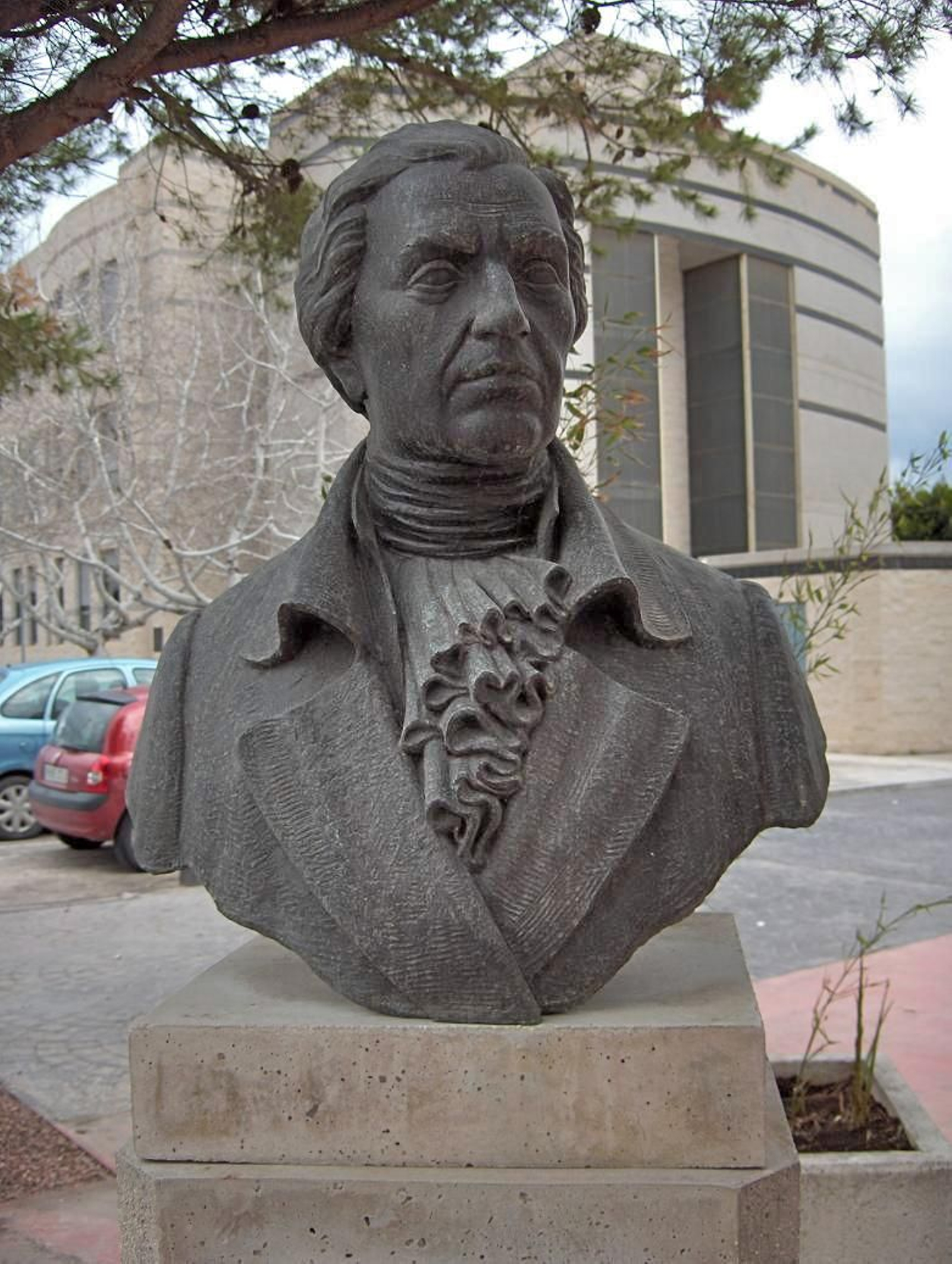 Busto de Francisco Xavier Balmis en la Universidad de Alicante Busto de Francisco Xavier Balmis en la Universidad de Alicante