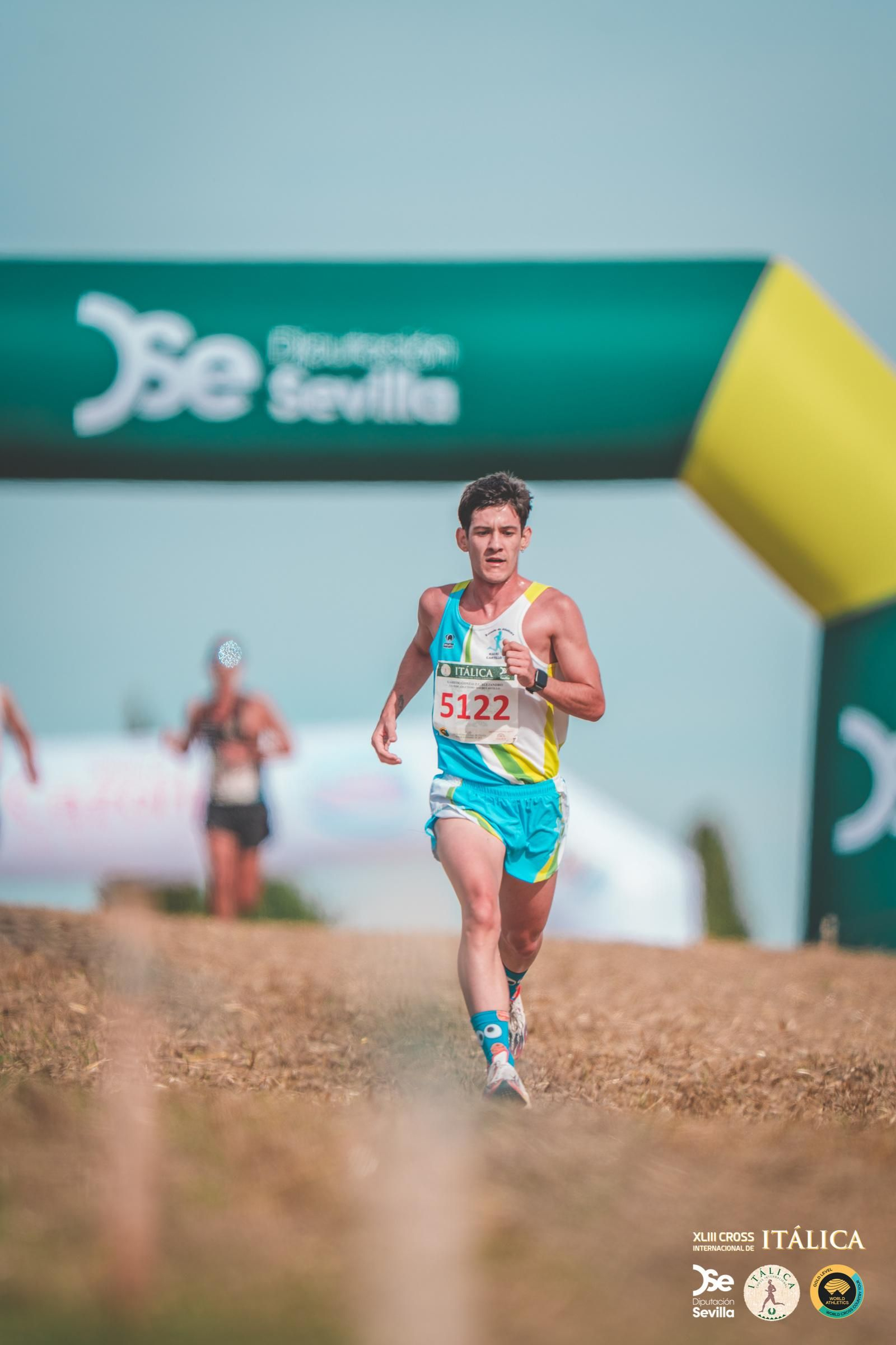 Búscate en las fotos del Cross de Itálica 2025 | 12