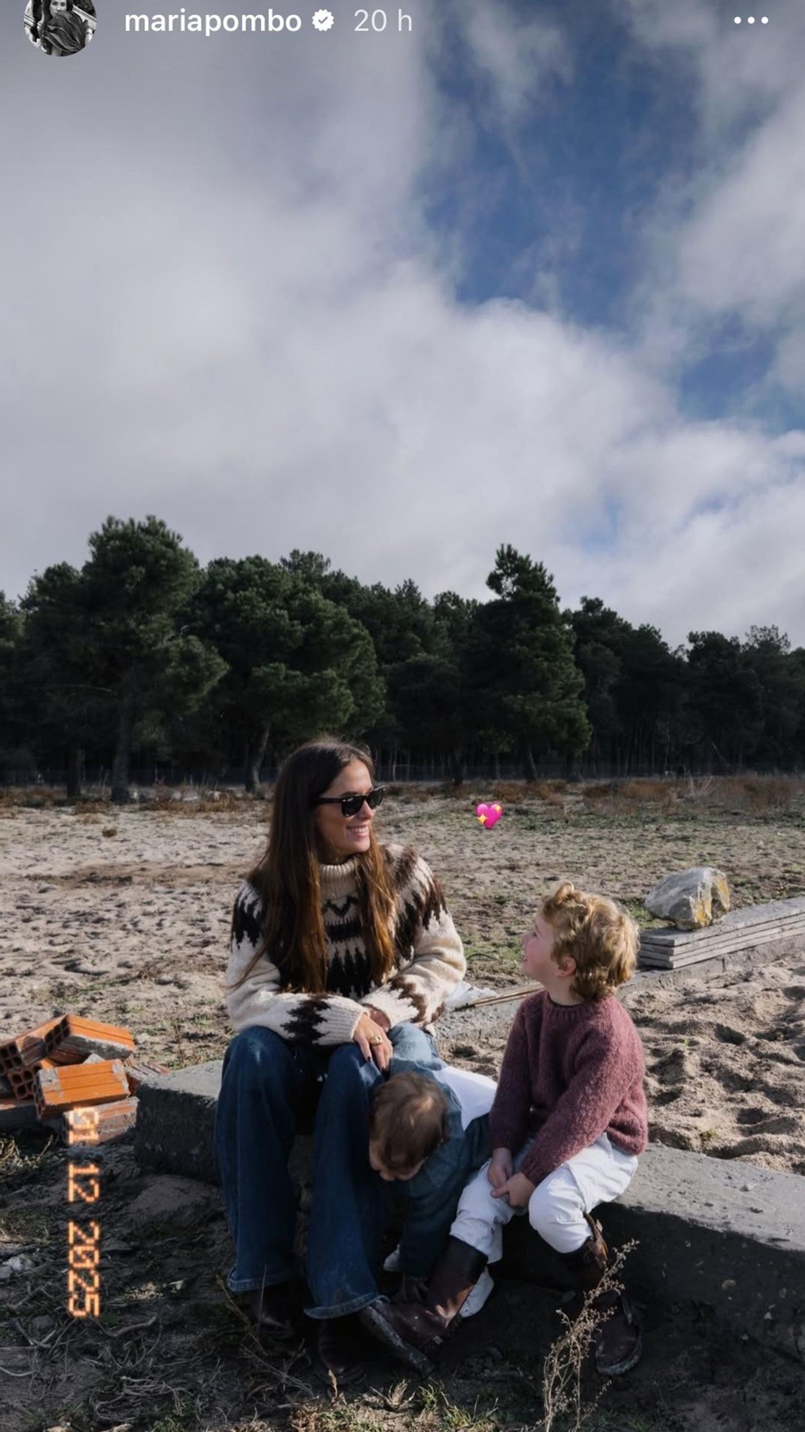 La influencer María Pombo junto a sus hijos La influencer María Pombo junto a sus hijos