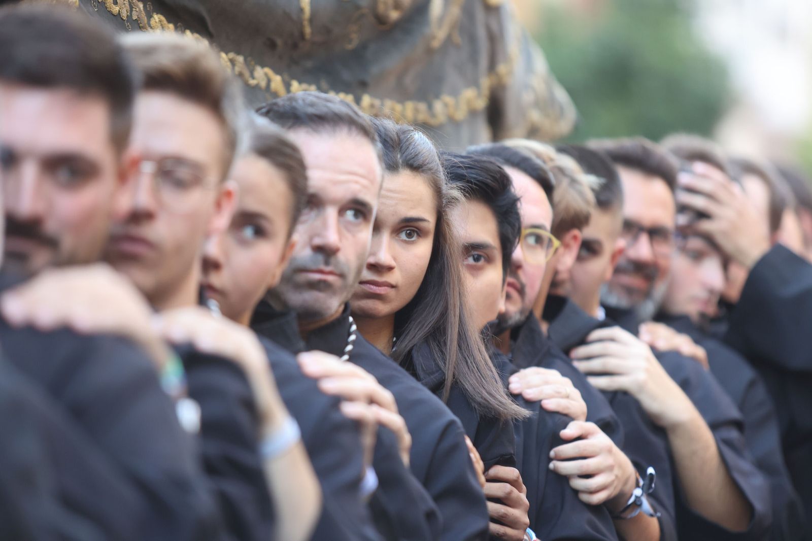 Las fotos de la procesión de Nuestra Señora de la Caridad por el barrio de la Victoria