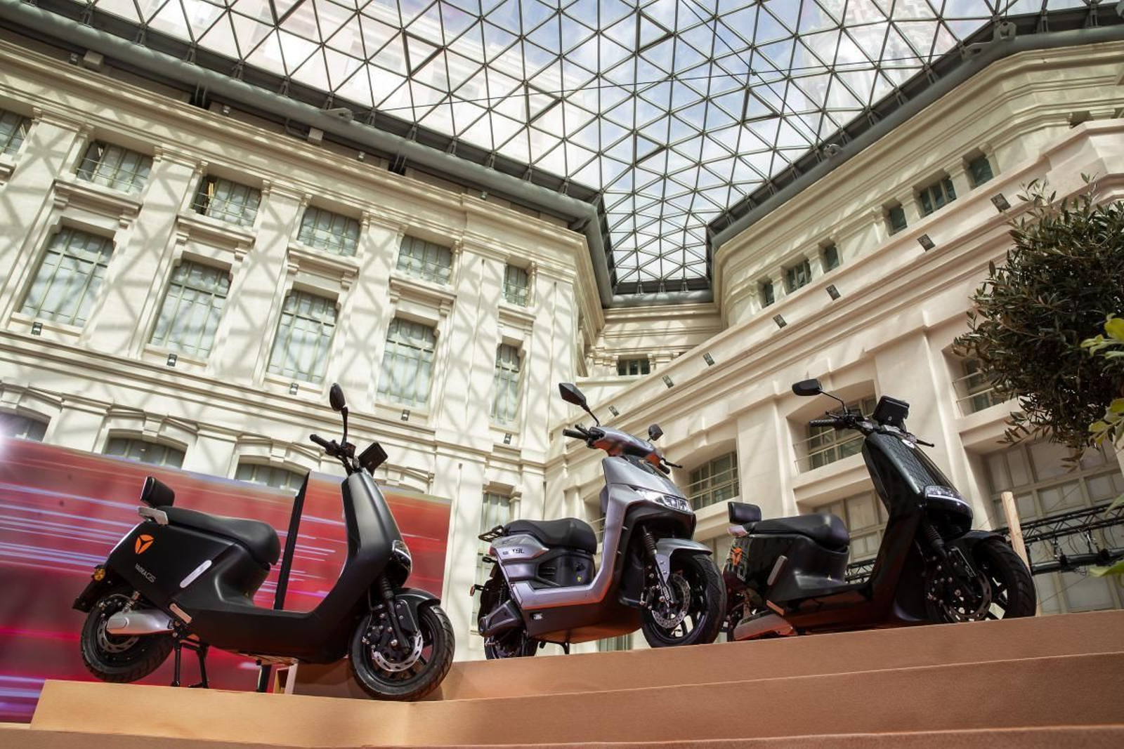 Yadea, la marca de scooters eléctricos, inicia su comercialización en España
