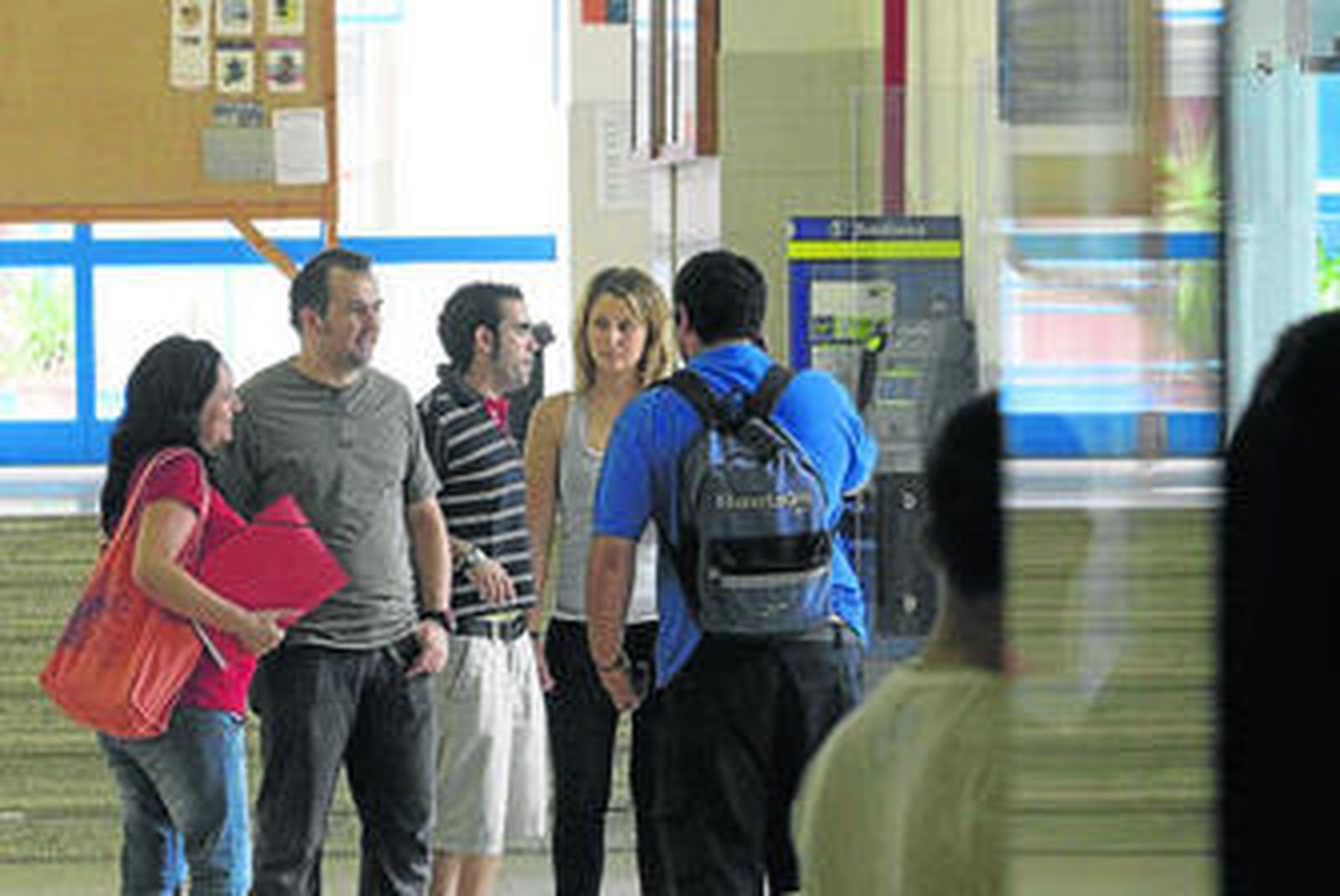 Un grupo de alumnos en la Escuela Politécnica Superior de Algeciras.