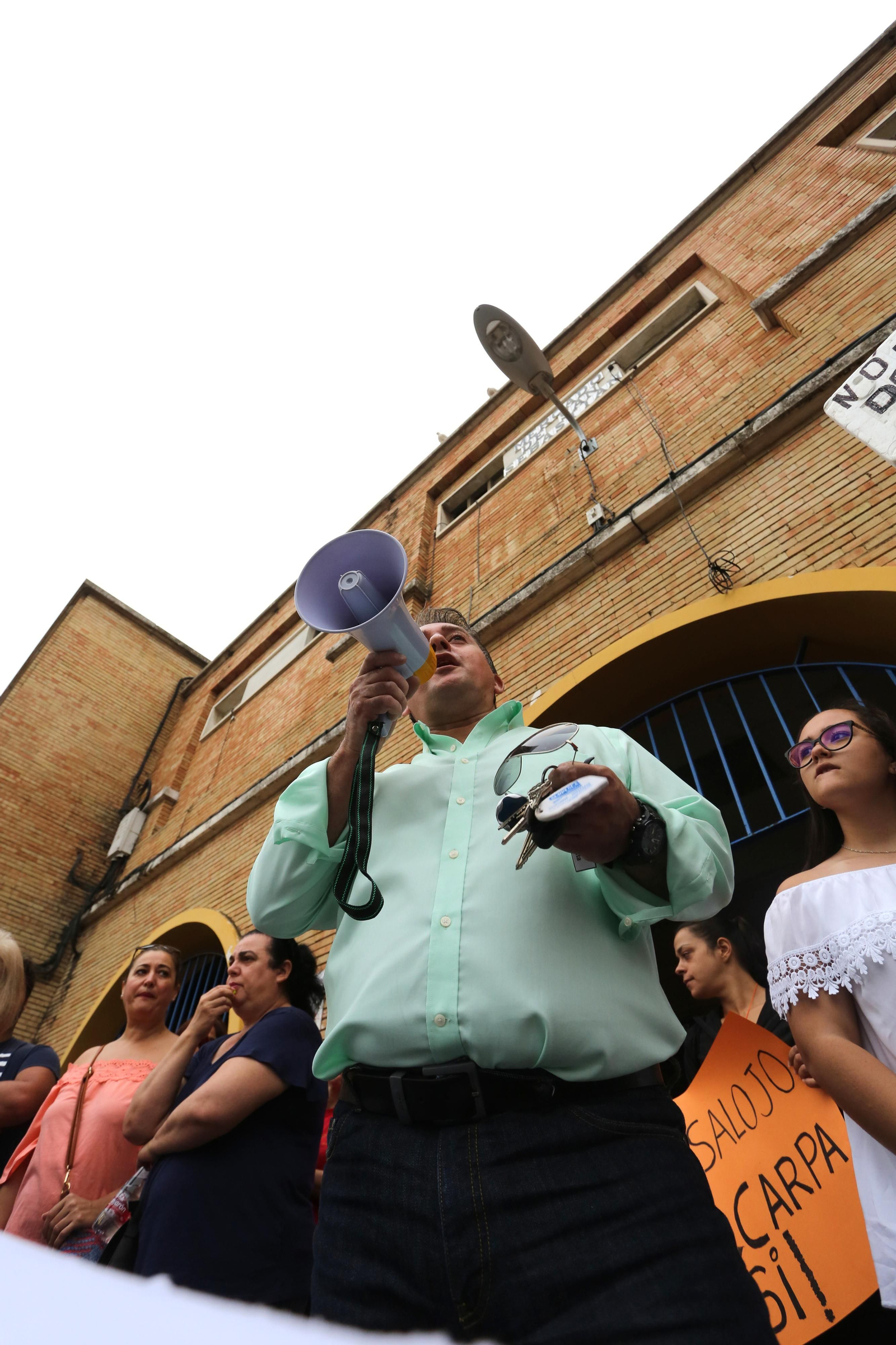 Más imágenes de la protesta de los minoristas del mercado de San Sebastián