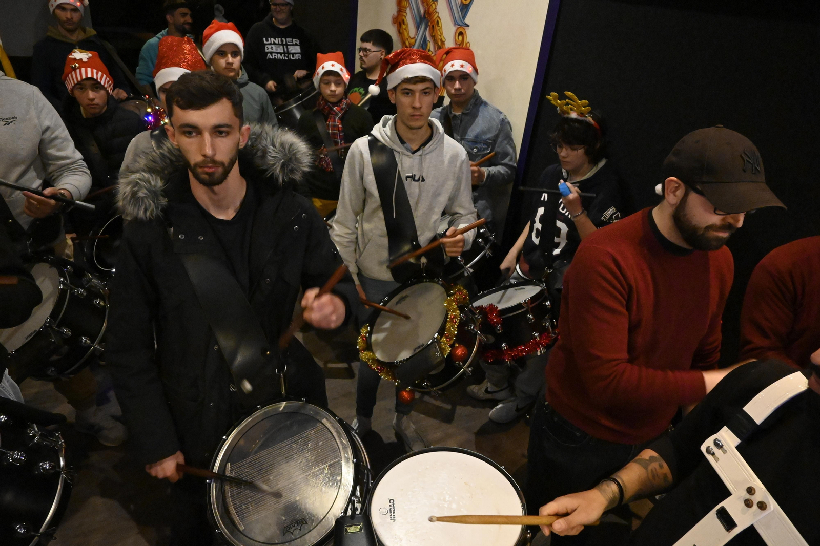 Ensayo preparatorio de la AM Santa Cruz para la cabalgata de Reyes Magos, en Imágenes