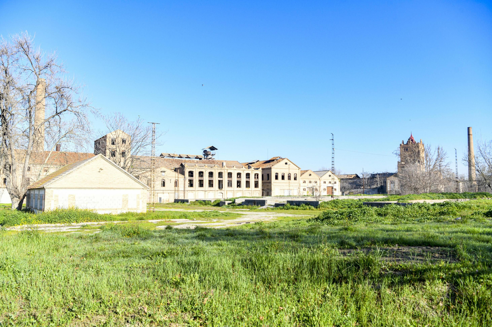 Unidas Podemos Granada pide en Pleno una Innovación al PGOU que proteja el BIC la Azucarera