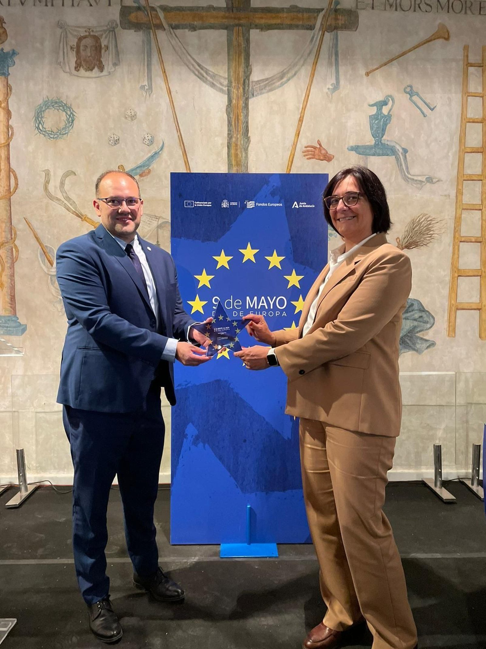 Reconocimiento de la delegada de Desarrollo Educativo y FP al CEIP Victoria de Loja