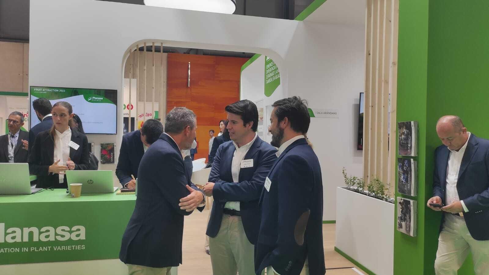 La presencia de Huelva en el primer día de Fruit Atracttion, en imágenes