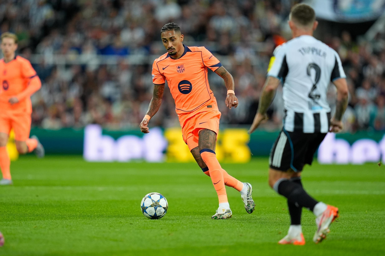 Las fotos del Newcastle-Barcelona