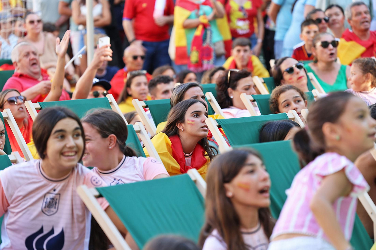 Imágenes de la Fan zone en Huelva de la Final de la Eurocopa entre Inglaterra y España Imágenes de la Fan zone en Huelva de la Final de la Eurocopa entre Inglaterra y España