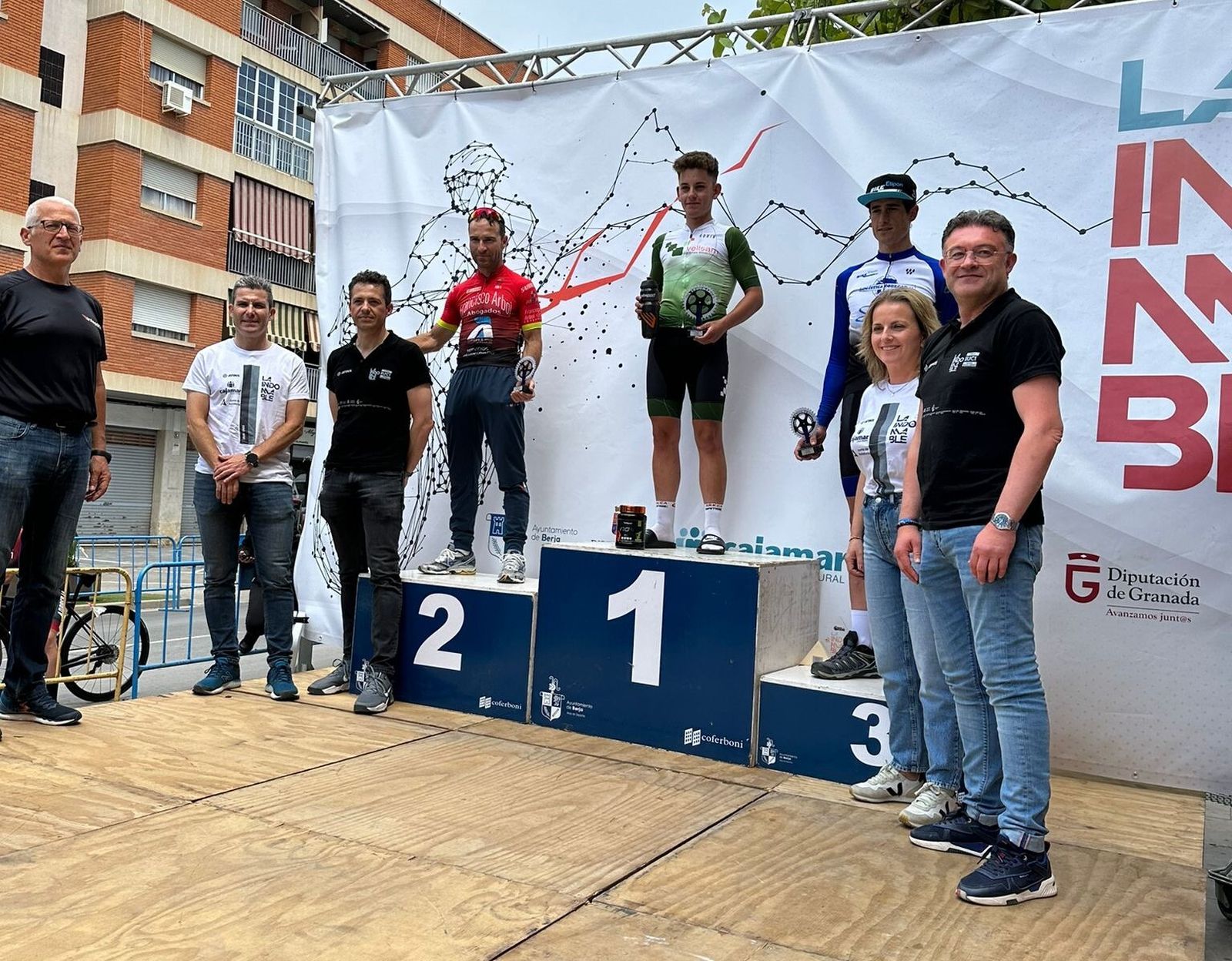 Manuel del Pino en lo más alto del podio