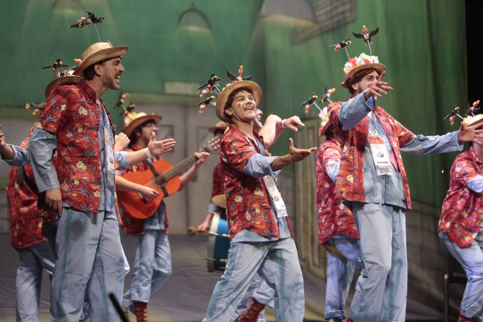 Chirigota "A vivir que son dos días"