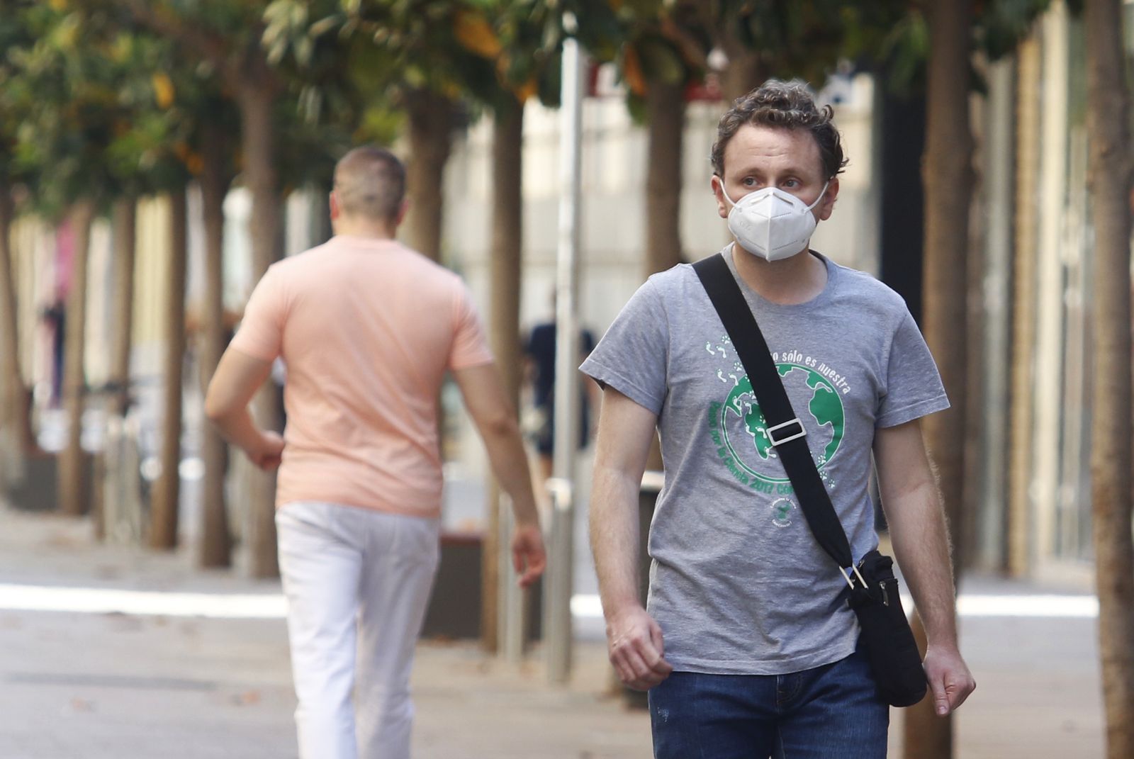 El primer día con mascarilla obligatoria en Córdoba, en fotografías