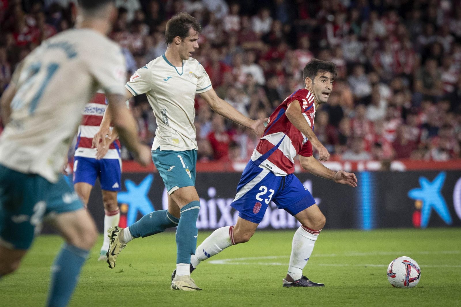 Manu Trigueros en el duelo ante el Córdoba de la pasada temporada.
